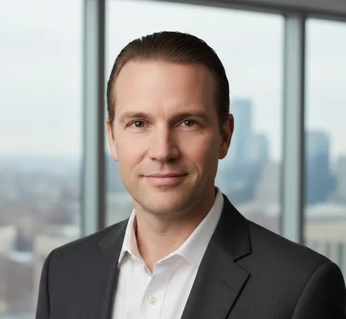 Gabriel V.